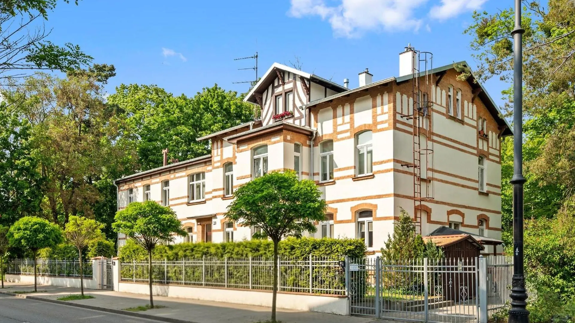 Lion Apartments - Capri 5 Min From The Beach Sopot Poland