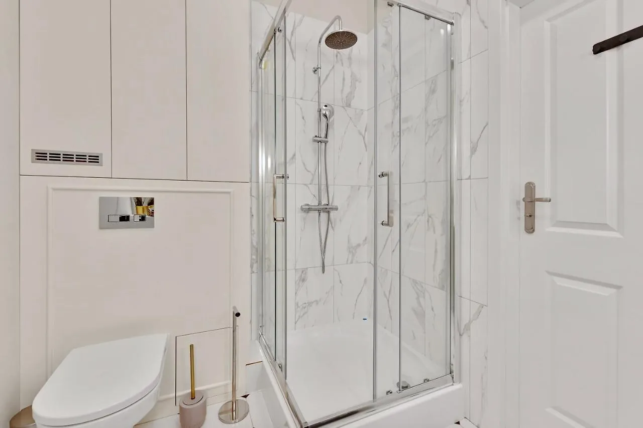 Lion Apartments - Capri 5 Min From The Beach Sopot